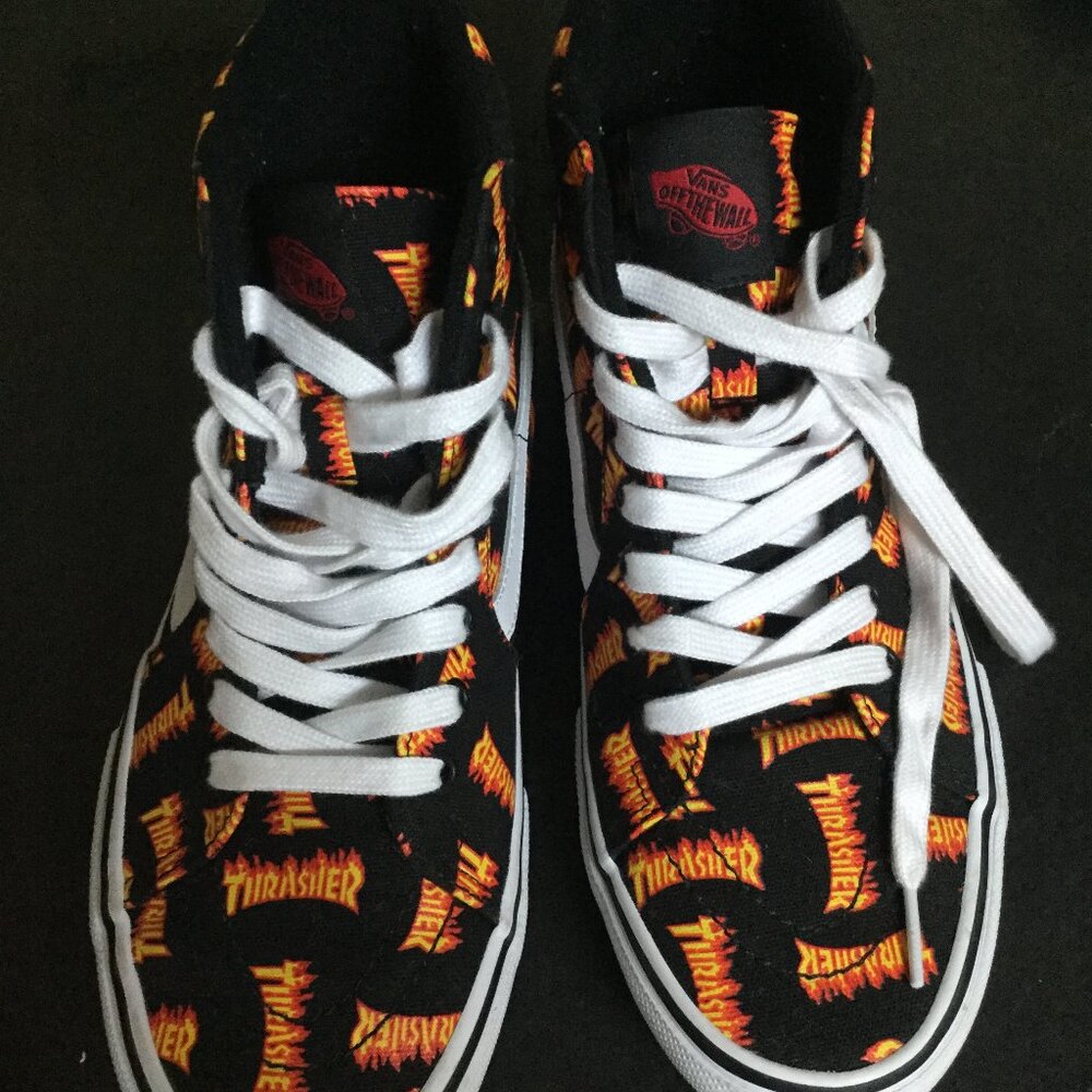 Vans Men's size 8 color black with flame colors excellent used condition high